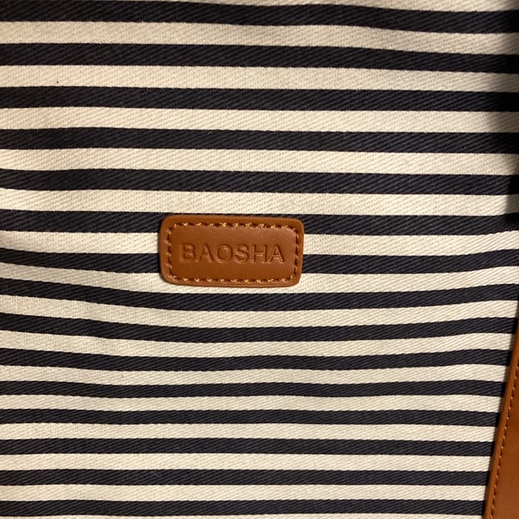 NWOT BAOSHA Women’s Stripe Travel bag - Picture 2 of 9